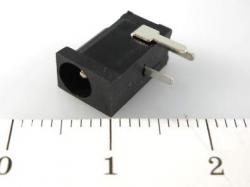Гнездо питания 3.4x1.4 мм, монтажное 